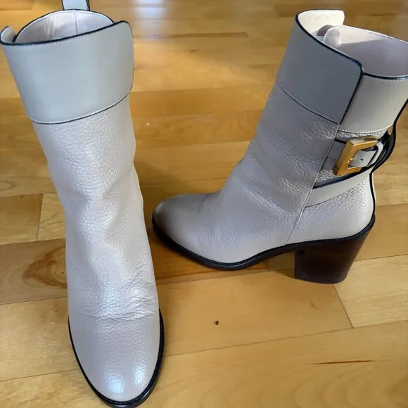 Stuart Weitzman Taupe Leather Block Heel Ankle Boots - Picture 8 of 9